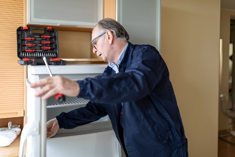 Essential DIY Refrigerator Repair Tips for Ojus, FL Residents